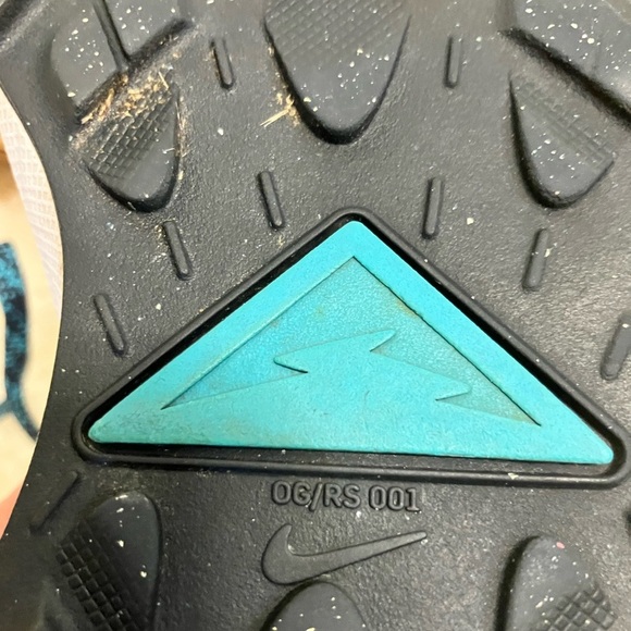 Nike Pegasus Trail 3 Women's Athletic Running Shoes Teal and Pink Size 9 - Picture 7 of 10